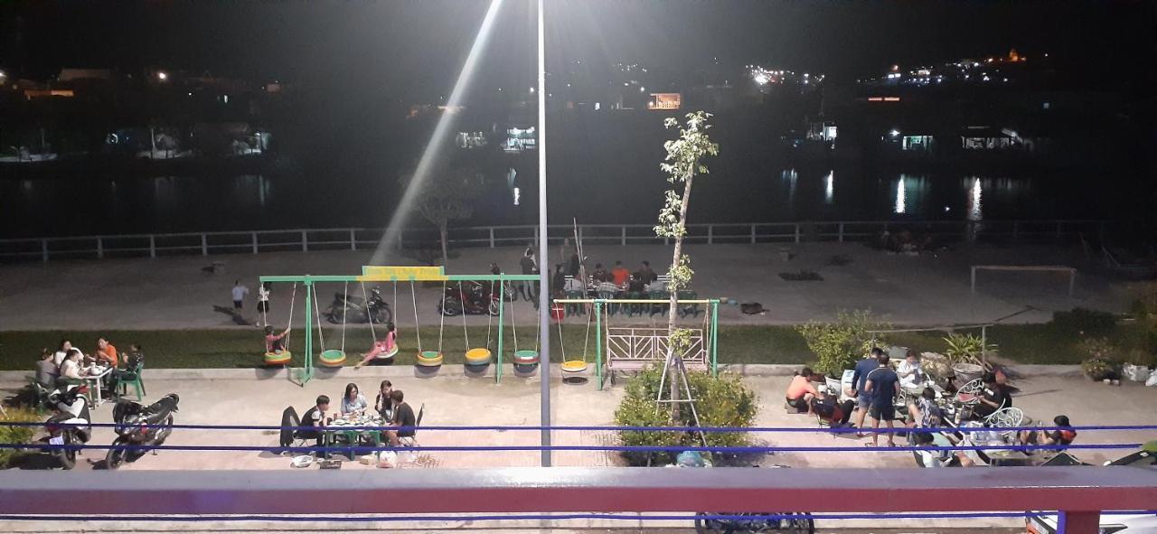 Homestay Chau Trieu - Παν Θιέτ Εξωτερικό φωτογραφία